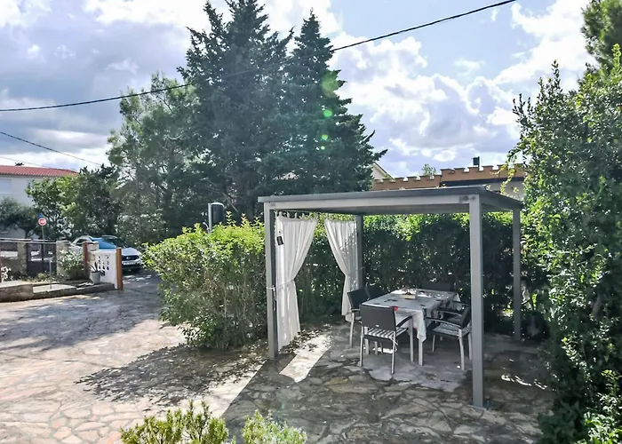 Marija By Interhome Vakantiehuis Rovanjska