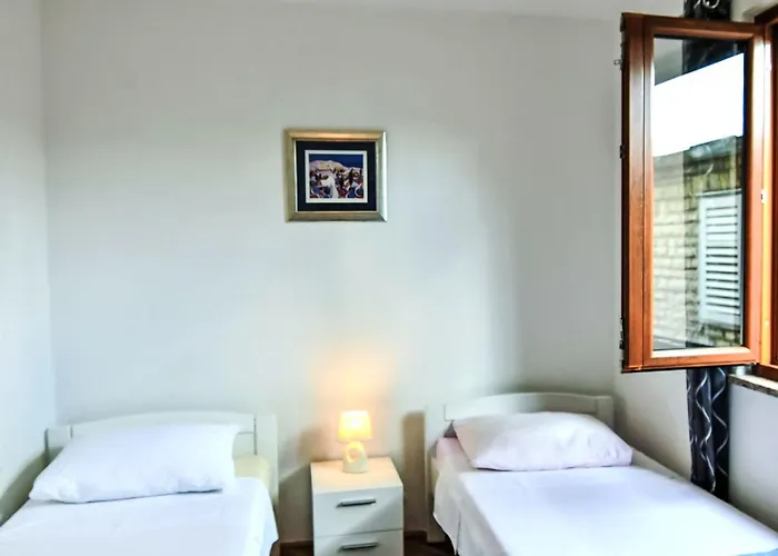 Marija By Interhome Рованьска